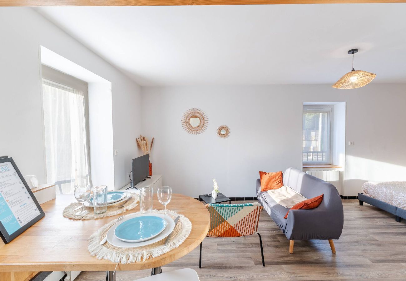 Appartement à Tournon-sur-Rhône - Le TerraCosy | Place de parking facile