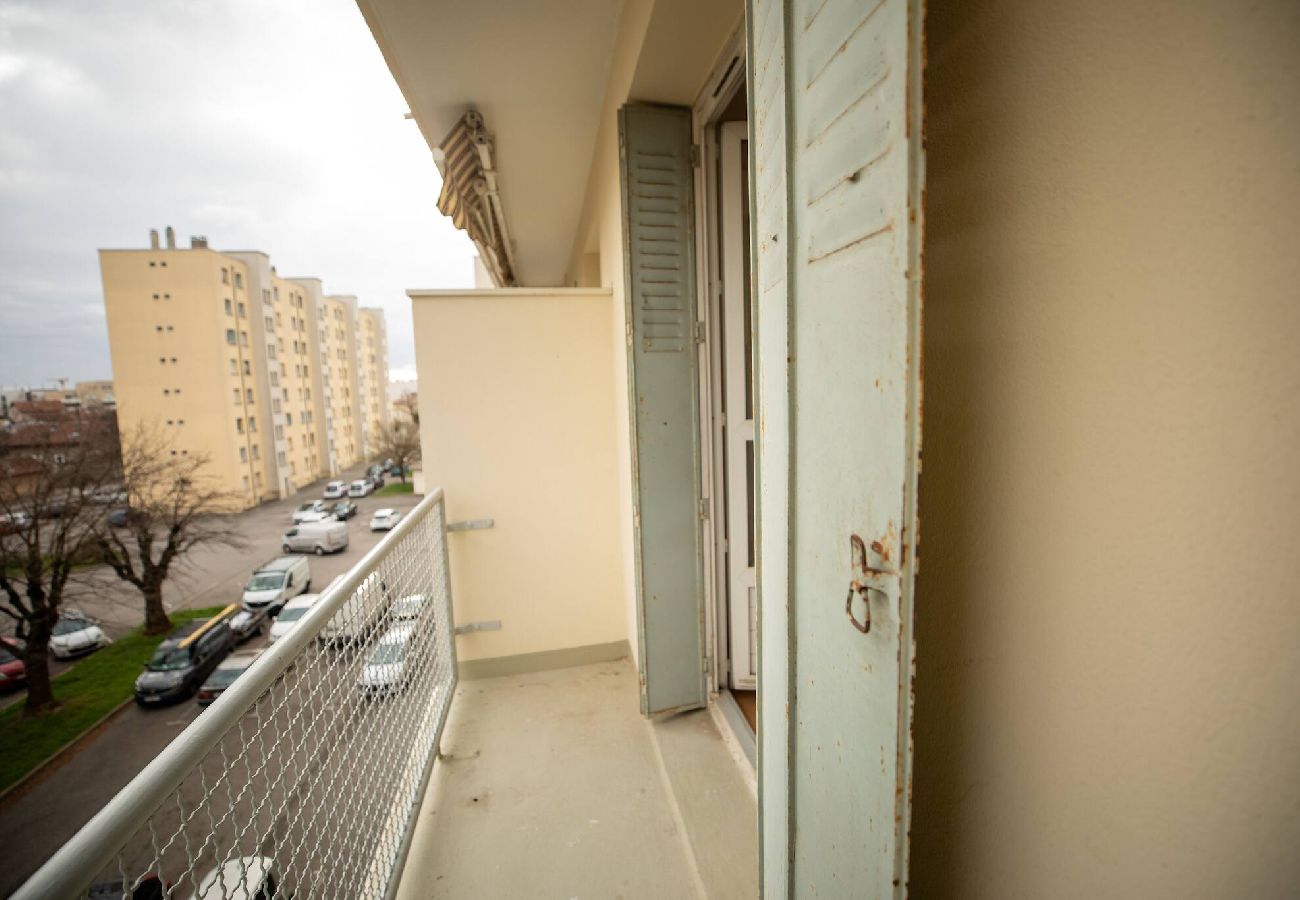 Appartement à Bourg-lès-Valence - L´inversé | Parking gratuit