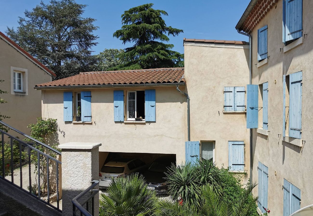 Appartement à Valence - 10. Charmant studio proche gare et centre