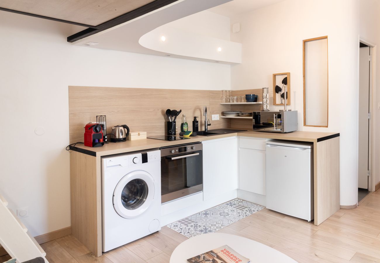 Appartement à Valence - 10. Charmant studio proche gare et centre