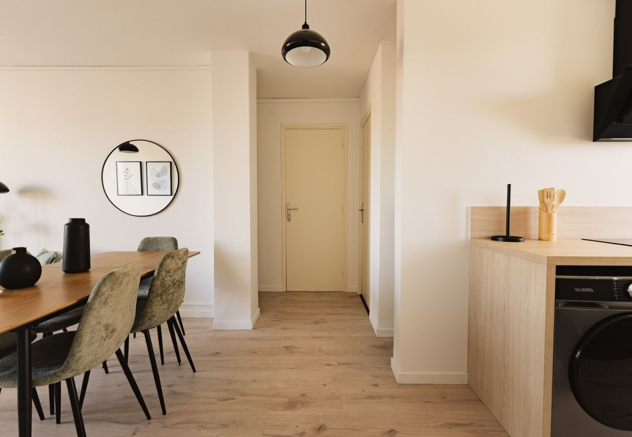 Appartement à Bourg-lès-Valence - Le Traversant - Parking Gratuit 