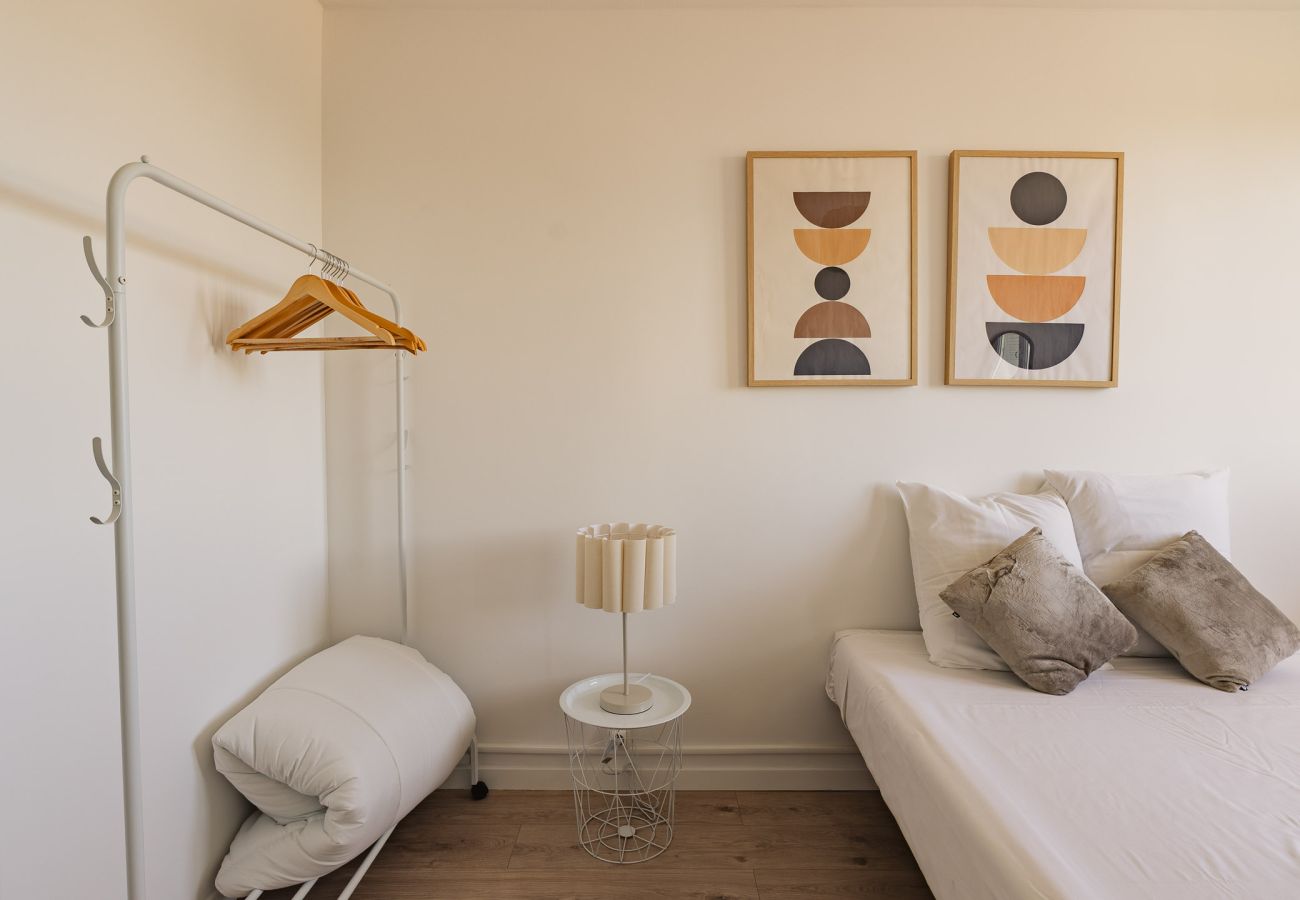 Appartement à Bourg-lès-Valence - Le Traversant - Parking Gratuit 