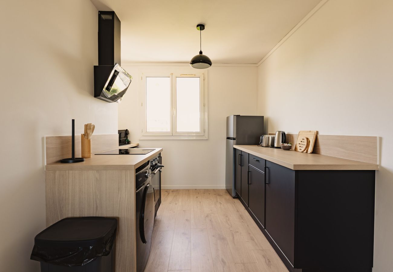 Appartement à Bourg-lès-Valence - Le Traversant - Parking Gratuit 
