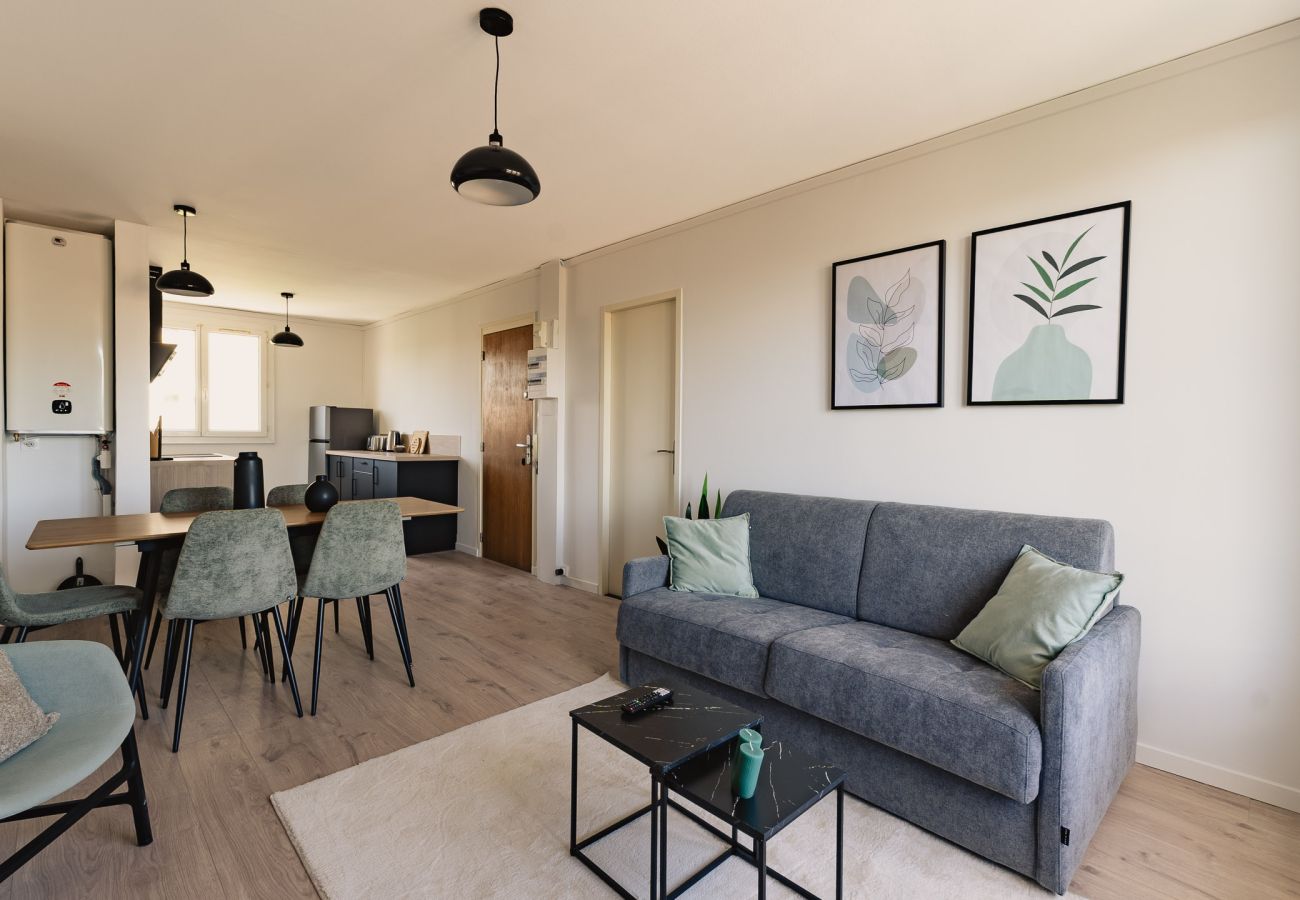 Appartement à Bourg-lès-Valence - Le Traversant - Parking Gratuit 