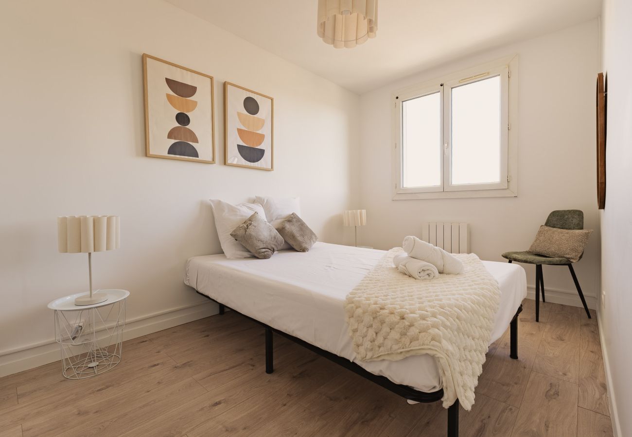 Appartement à Bourg-lès-Valence - Le Traversant - Parking Gratuit 