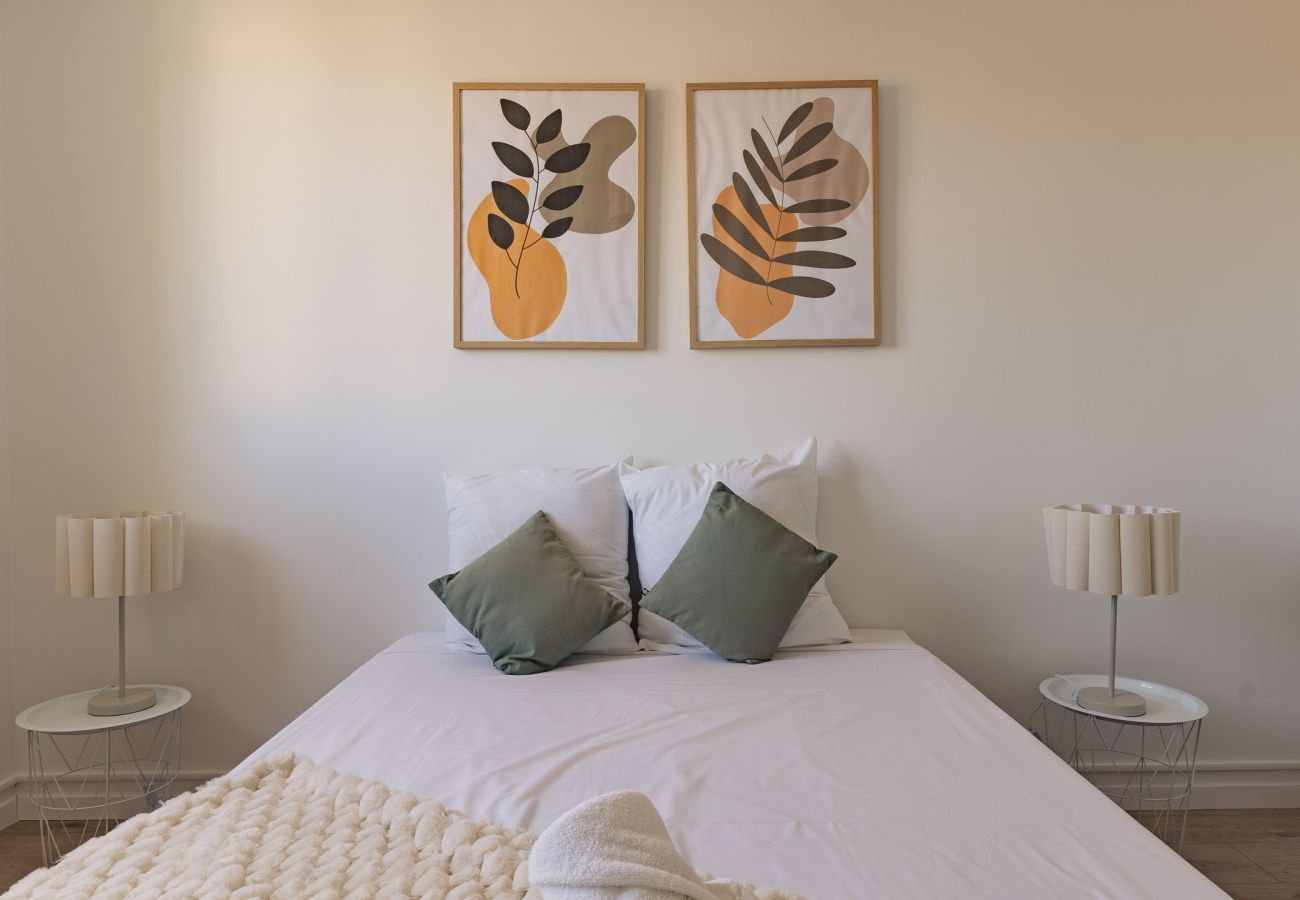 Appartement à Bourg-lès-Valence - Le Traversant - Parking Gratuit 