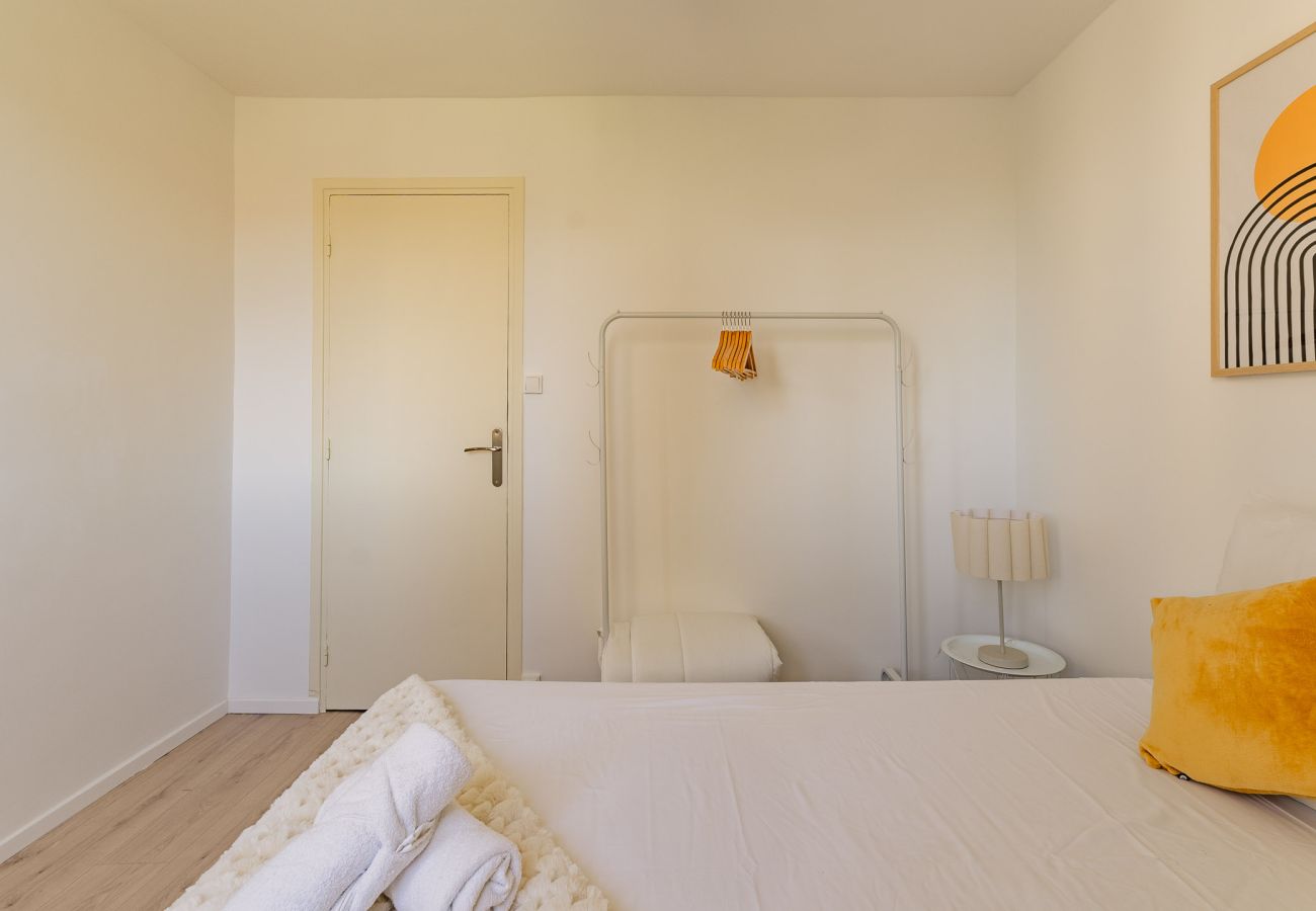 Appartement à Bourg-lès-Valence - Le Traversant - Parking Gratuit 